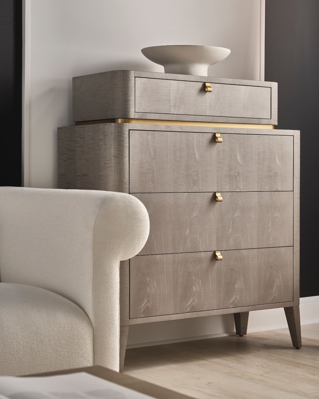 Crafted with Italian dyed and figured English sycamore veneer, the Rosa Chest nods to the age of luxury travel and the styling of stacked luggage trunks. It features brass pulls and a brass band. Launching our new #BakerLuxeCollection now. Visit the link in our bio for more information. #ThingsChosenWell